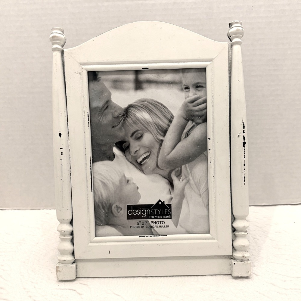 DesignStyles White Distressed Wood 5x7 Photo Frame Spindle Farmhouse Cottage